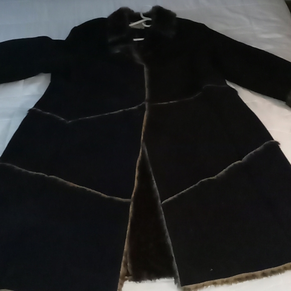 Two coats - Picture 2 of 6